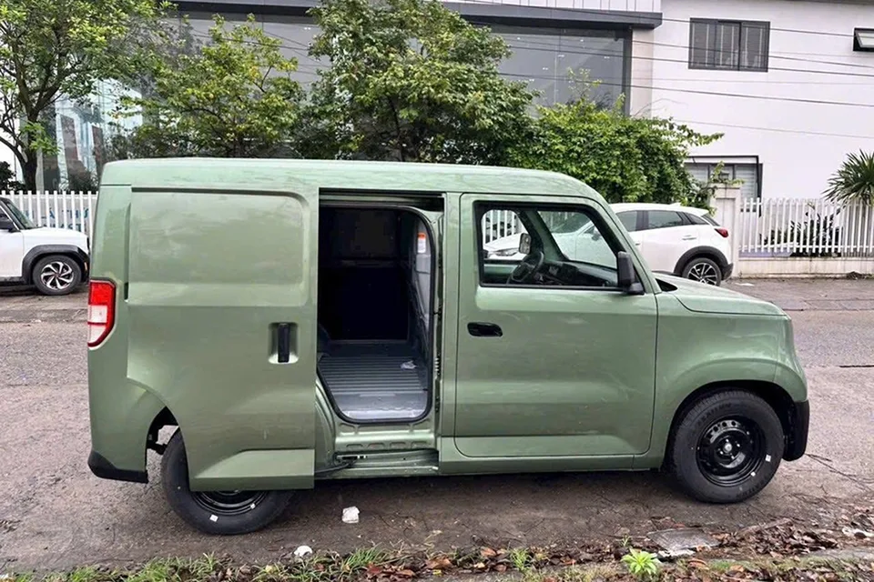 EC Van